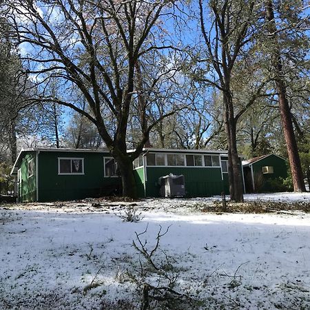 Green Cabin In Midpines Εξωτερικό φωτογραφία
