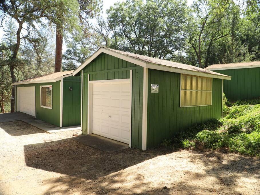 Green Cabin In Midpines Εξωτερικό φωτογραφία